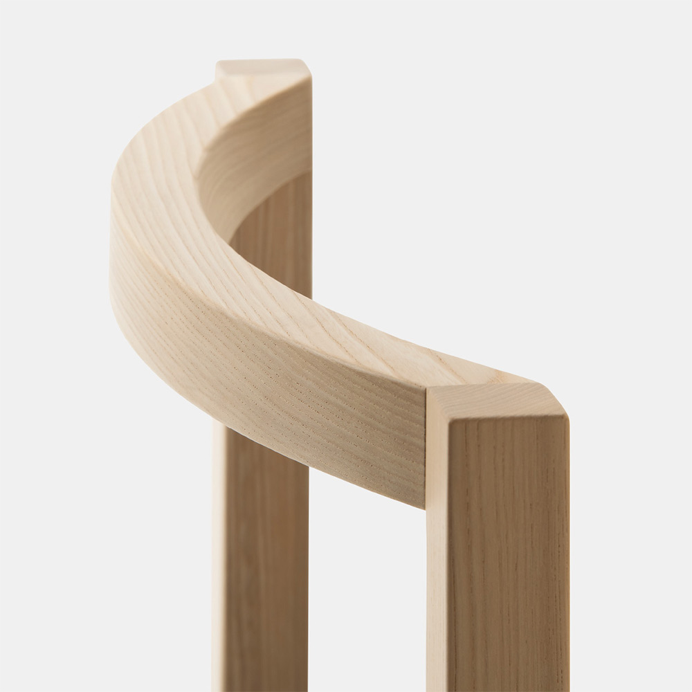 TP センの木の家具 Chair03 革座 / 大雪木工（タイセツモッコウ） / デスクチェア / TSM10041_dt_02.jpg