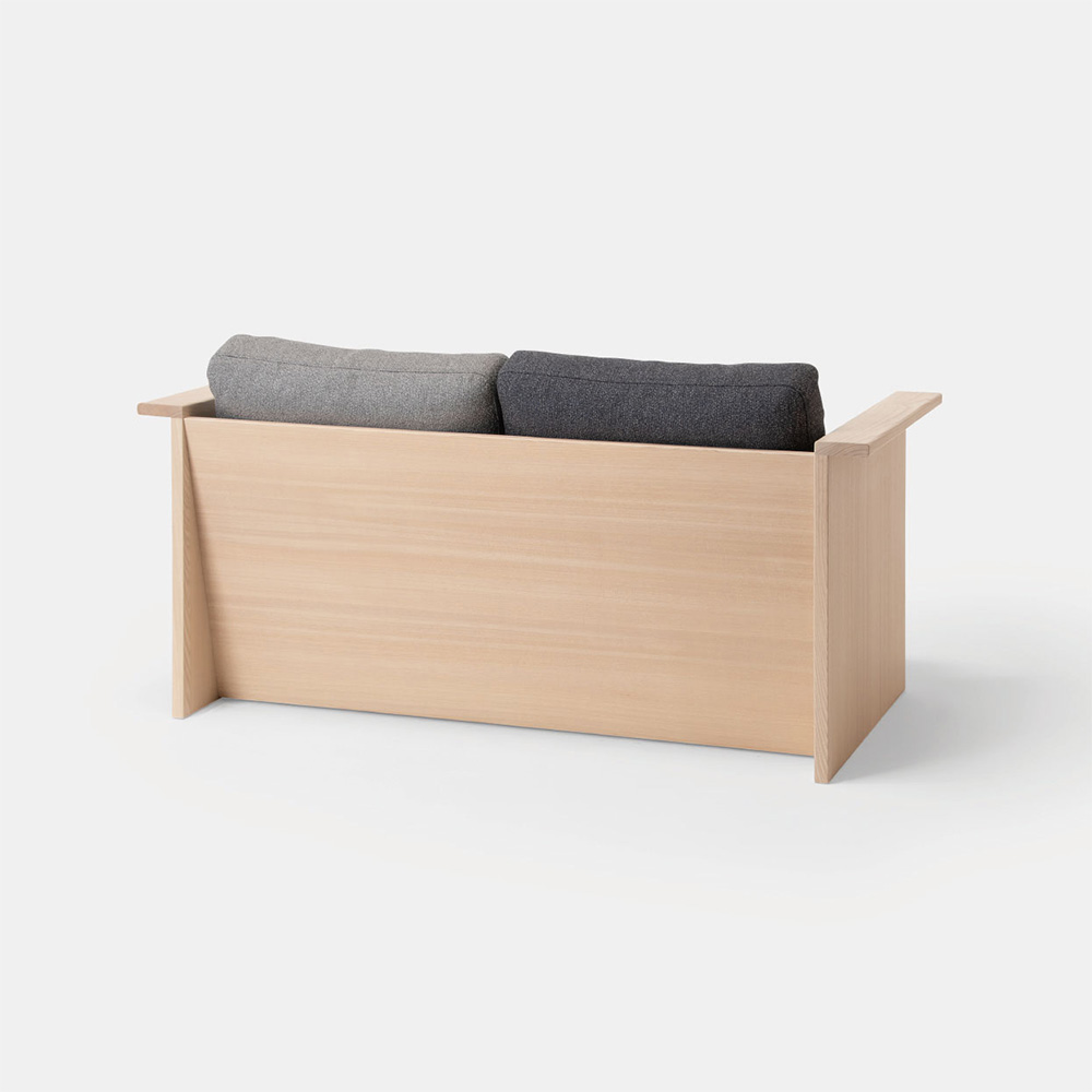 TP センの木の家具 Kigakiku Sofa (クッション付き) / 大雪木工（タイセツモッコウ） / 2人掛けソファ / TSM10042_dt_05.jpg