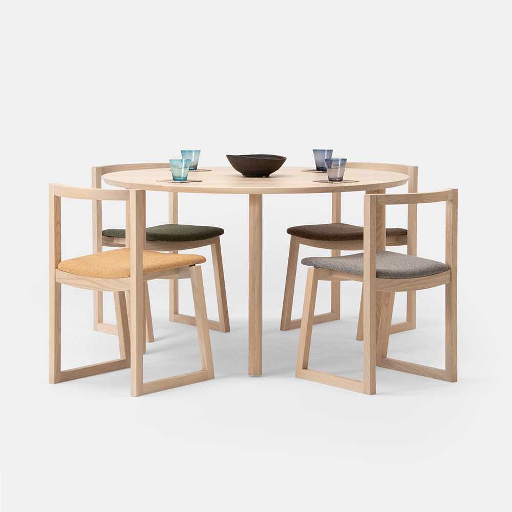 TP センの木の家具 Round Table φ1100 / 大雪木工（タイセツモッコウ） / ダイニングテーブル / TSM10047_dt_04.jpg