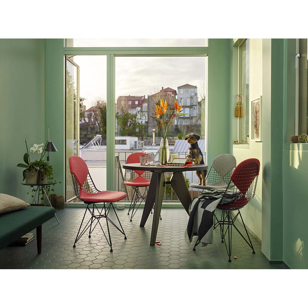 Gueridon φ1050 natural solid oak / Vitra（ヴィトラ） / ダイニングテーブル / VTR10077_dt_11.jpg