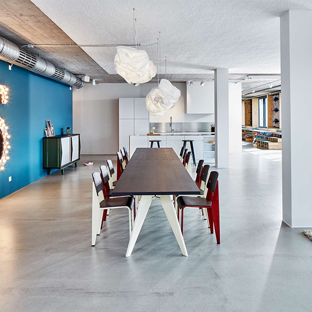 EM Table W1800 Veneer natural oak / Vitra（ヴィトラ） / ダイニングテーブル / VTR10102_dt_28.jpg