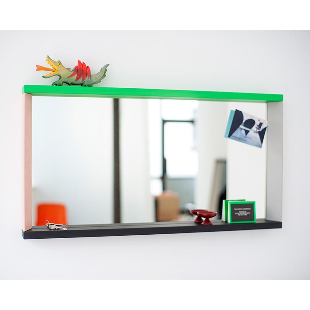 Colour Frame Mirror medium / Vitra（ヴィトラ） / 壁掛けミラー・壁掛け鏡・鏡台・スタンドミラー / VTR10152_dt_04.jpg