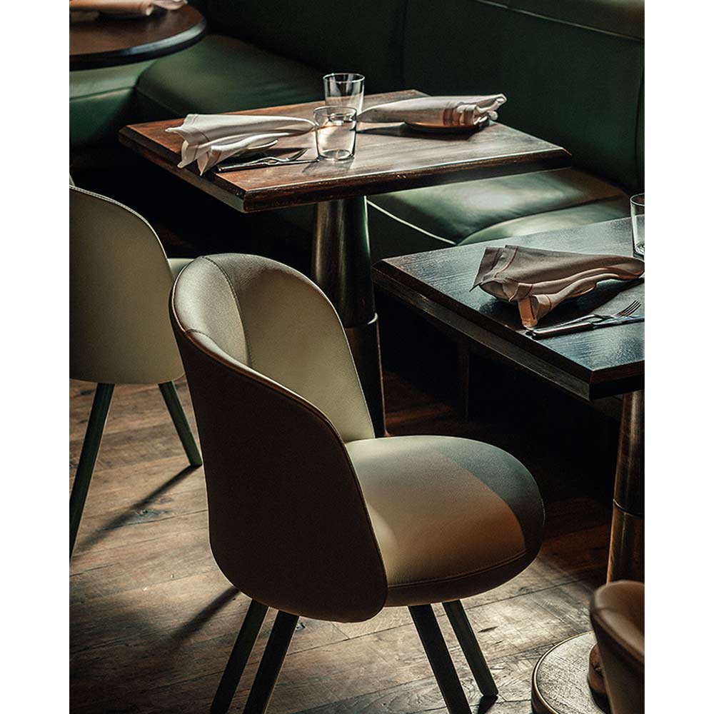 Mikado Side Chair powder-coated basic dark / Vitra（ヴィトラ） / ダイニングチェア / VTR10198_dt_10.jpg