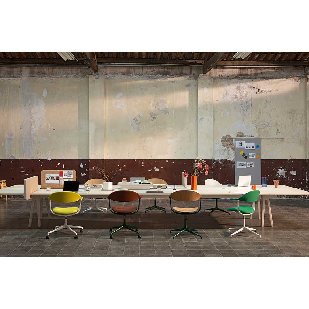 Mynt_Back and seat 10 plywood/4 star base glides &amp; frame and mechanism(blasted aluminium) / Vitra（ヴィトラ） / ダイニングチェア / VTR10301_dt_16.jpg