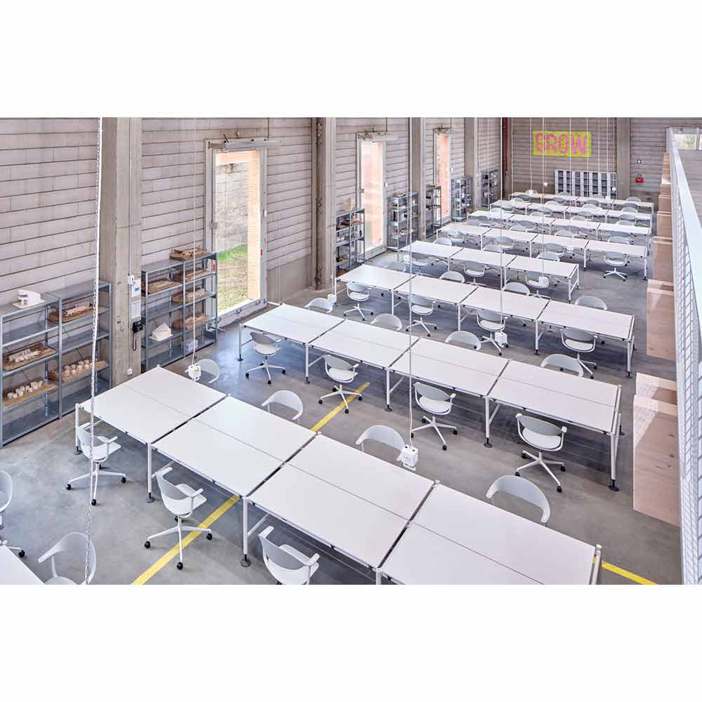 Mynt_Back and seat 10 plywood/4 star base glides &amp; frame and mechanism(blasted aluminium) / Vitra（ヴィトラ） / ダイニングチェア / VTR10301_dt_17.jpg