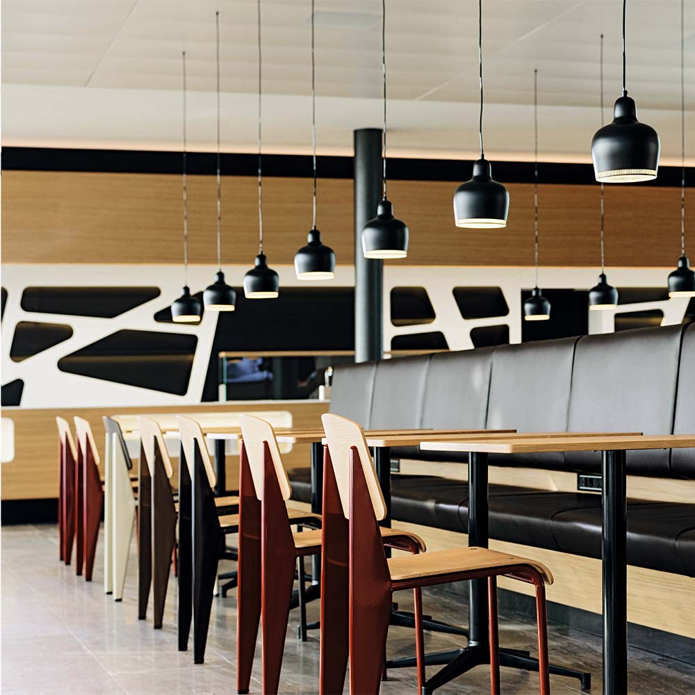 Standard_10 natural oak / Vitra（ヴィトラ） / ダイニングチェア / VTR90105_dt_16.jpg