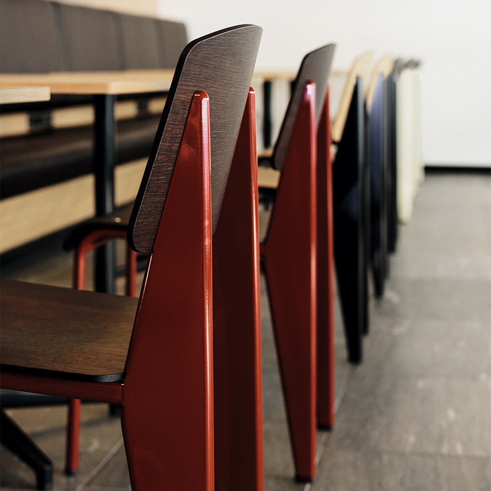 Standard_45 black pigmented walnut / Vitra（ヴィトラ） / ダイニングチェア / VTR90107_dt_04.jpg