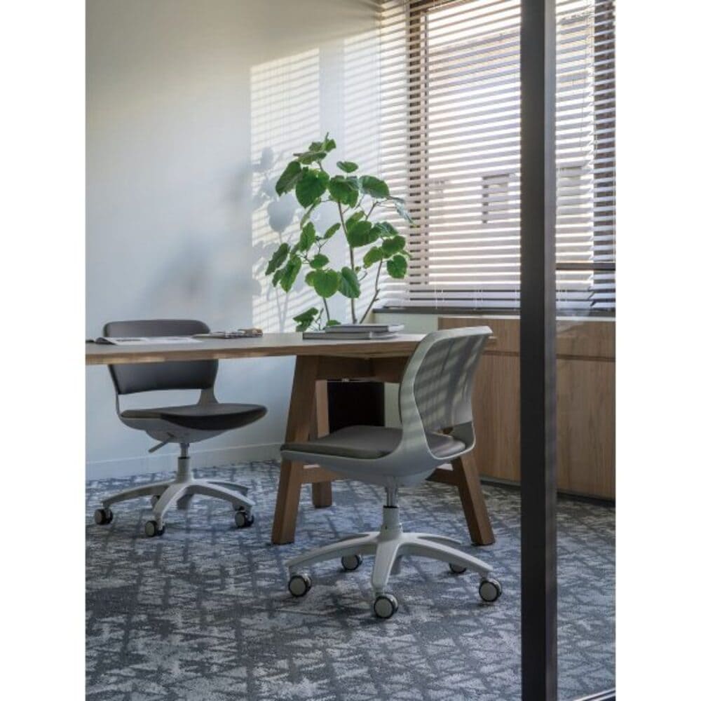 Work Plus OCUS CHAIR / Work Plus（ワークプラス） / オフィスチェア・ワークチェア / WKP10082_dt_04.jpg