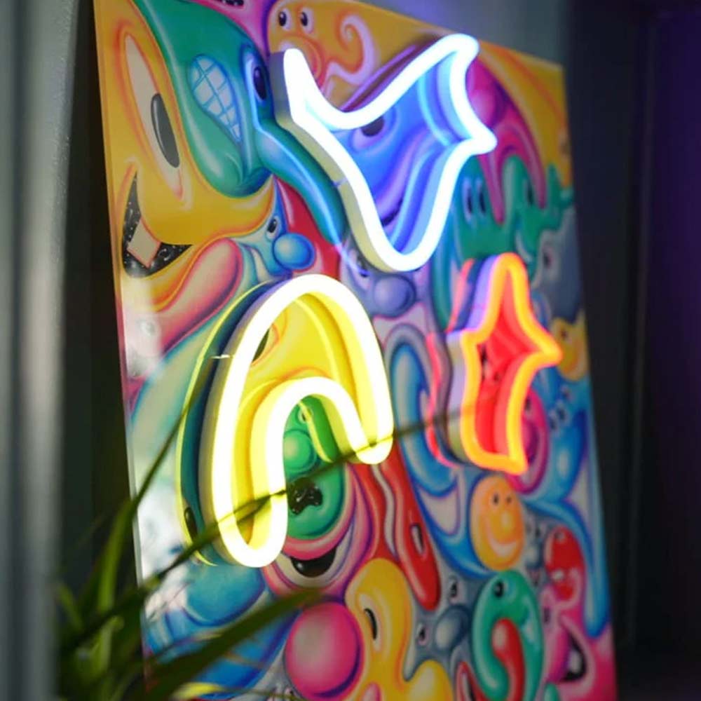FACES IN PLACES X KENNY SCHARF_Yellowpop LEDネオンサイン / Yellowpop（イエローポップ） / スタンドライト・フロアライト・フロアスタンド / YEP10009_dt_03.jpg