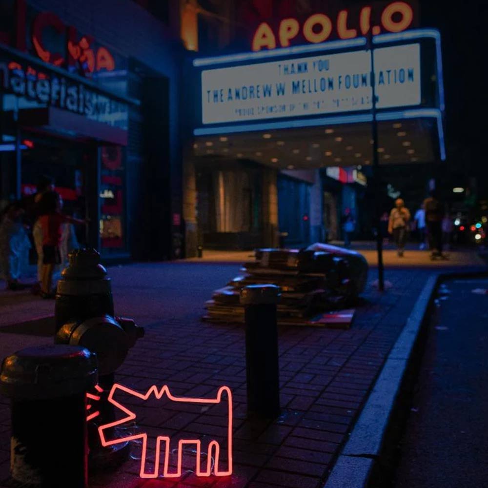 Keith Haring Barking Dog_Yellowpop LEDネオンサイン / Yellowpop（イエローポップ） / スタンドライト・フロアライト・フロアスタンド / YEP10024_dt_02.jpg