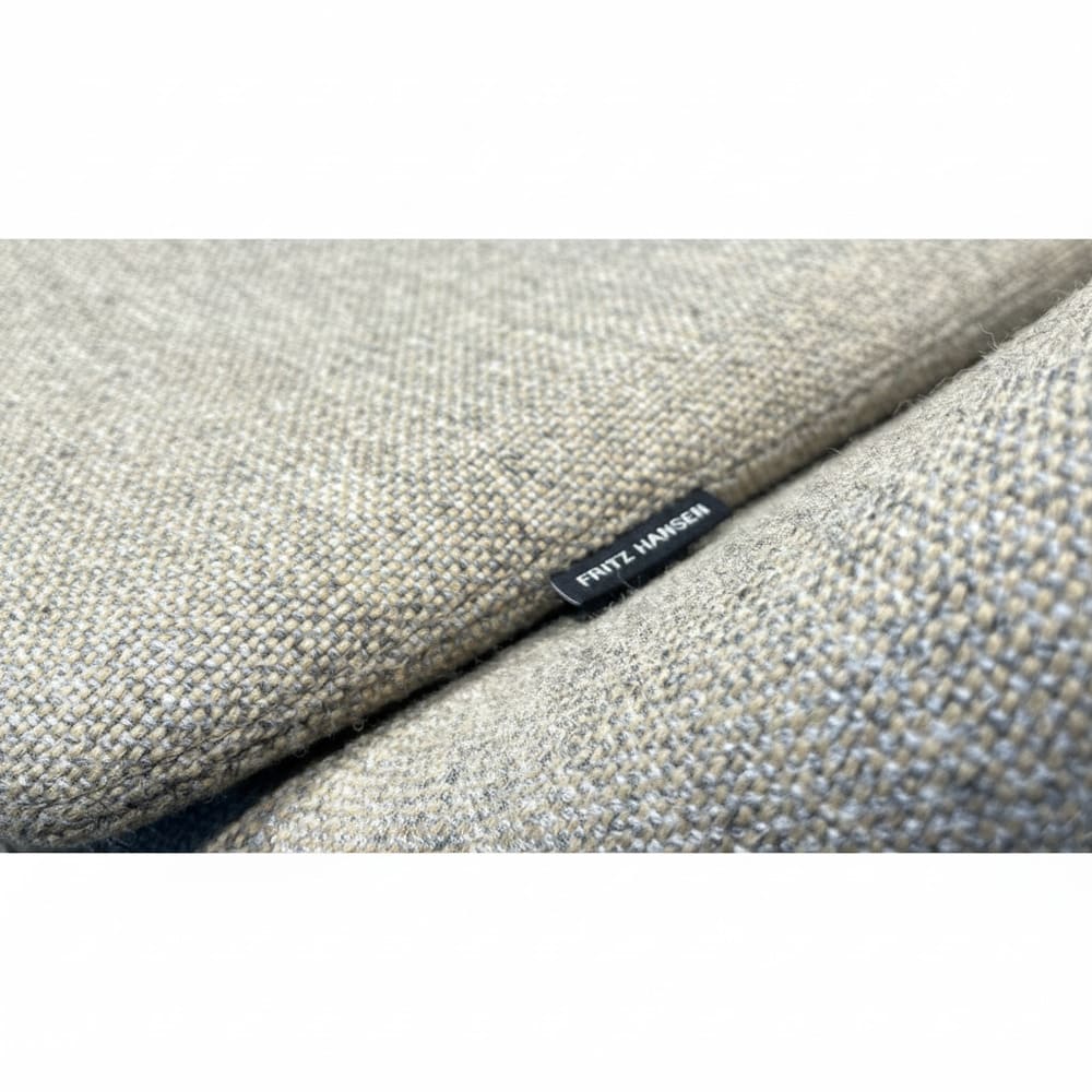 EGG LOUNGE CHAIR / FRITZ HANSEN（フリッツ・ハンセン） / ラウンジチェア / YNG30078_dt_12.jpg