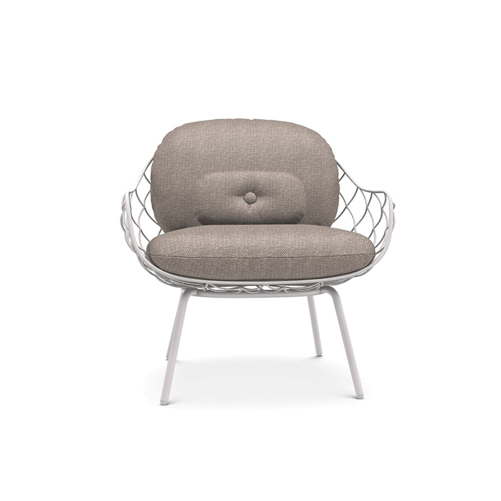 GUBI GUBI Beetle Dining Chair - Outdoor / グビ | subsclife GUBI GUBI Beetle Dining Chair - Outdoor / グビ | subsclife
